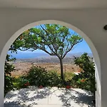 בית נופש Milos View *